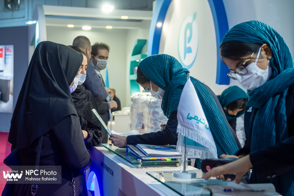 سالن 38 در چهارمین روز از پانزدهمین نمایشگاه بین المللی ایران پلاست 5