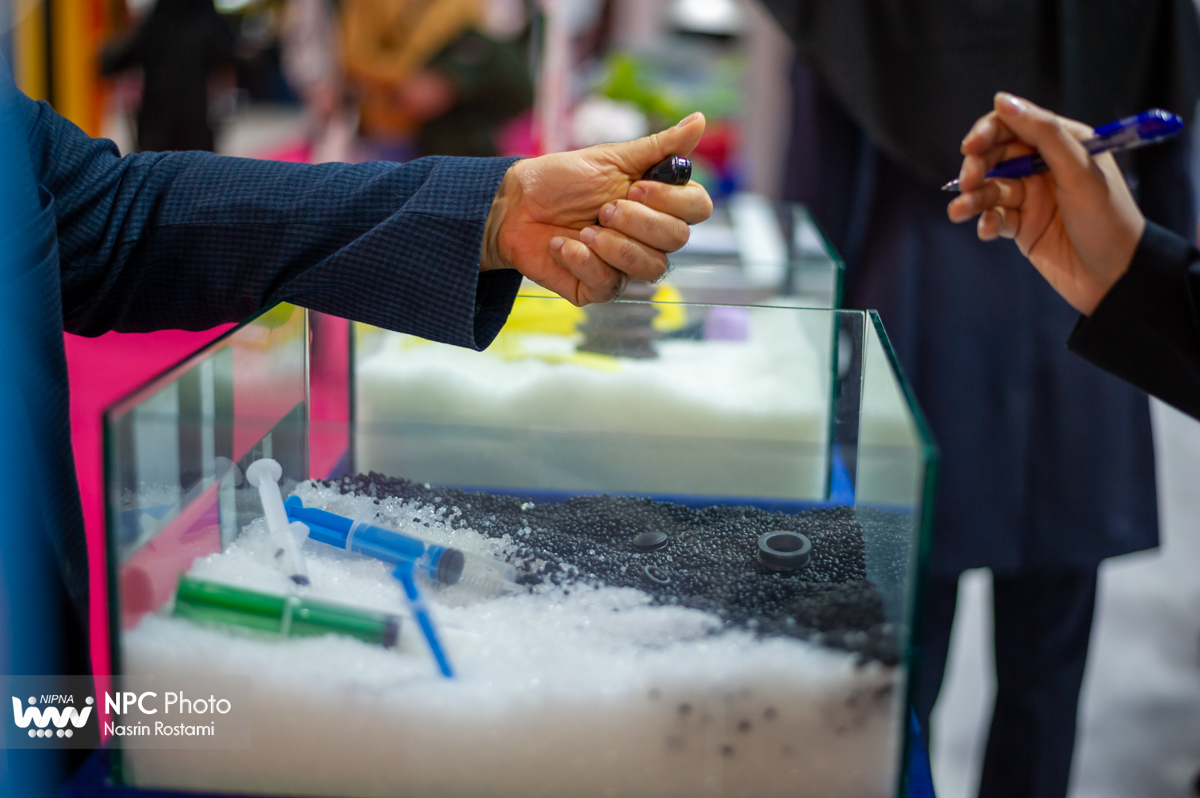 سالن 38 در چهارمین روز از پانزدهمین نمایشگاه بین المللی ایران پلاست 10