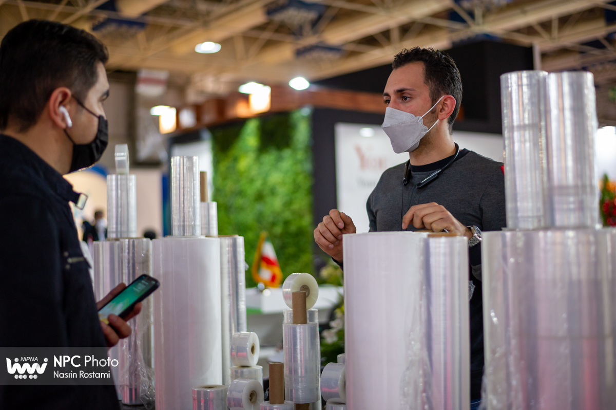 سالن 38 در چهارمین روز از پانزدهمین نمایشگاه بین المللی ایران پلاست 11