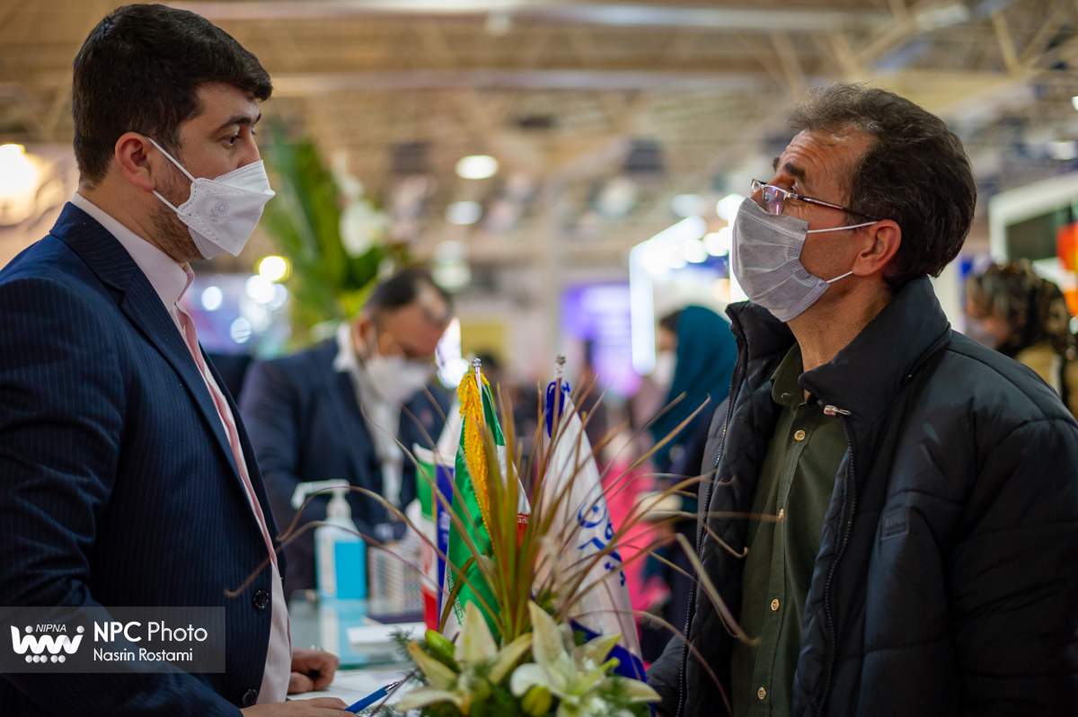 سالن 38 در چهارمین روز از پانزدهمین نمایشگاه بین المللی ایران پلاست 12