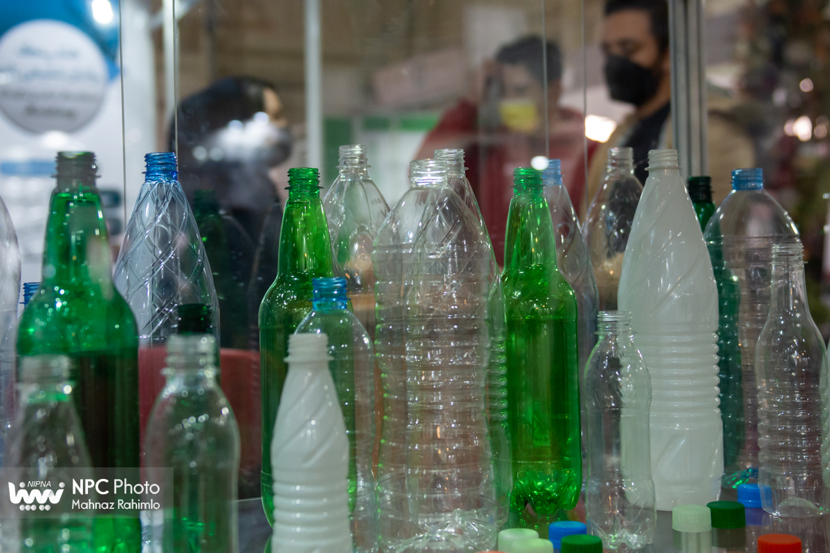 سالن 40A-40 در چهارمین روز از پانزدهمین نمایشگاه بین المللی ایران پلاست 10