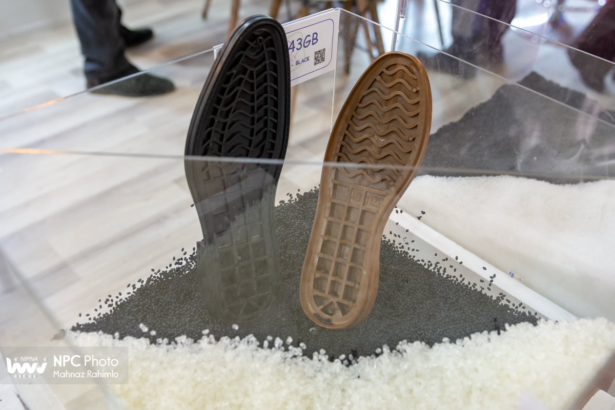 سالن 40A-40 در چهارمین روز از پانزدهمین نمایشگاه بین المللی ایران پلاست 11