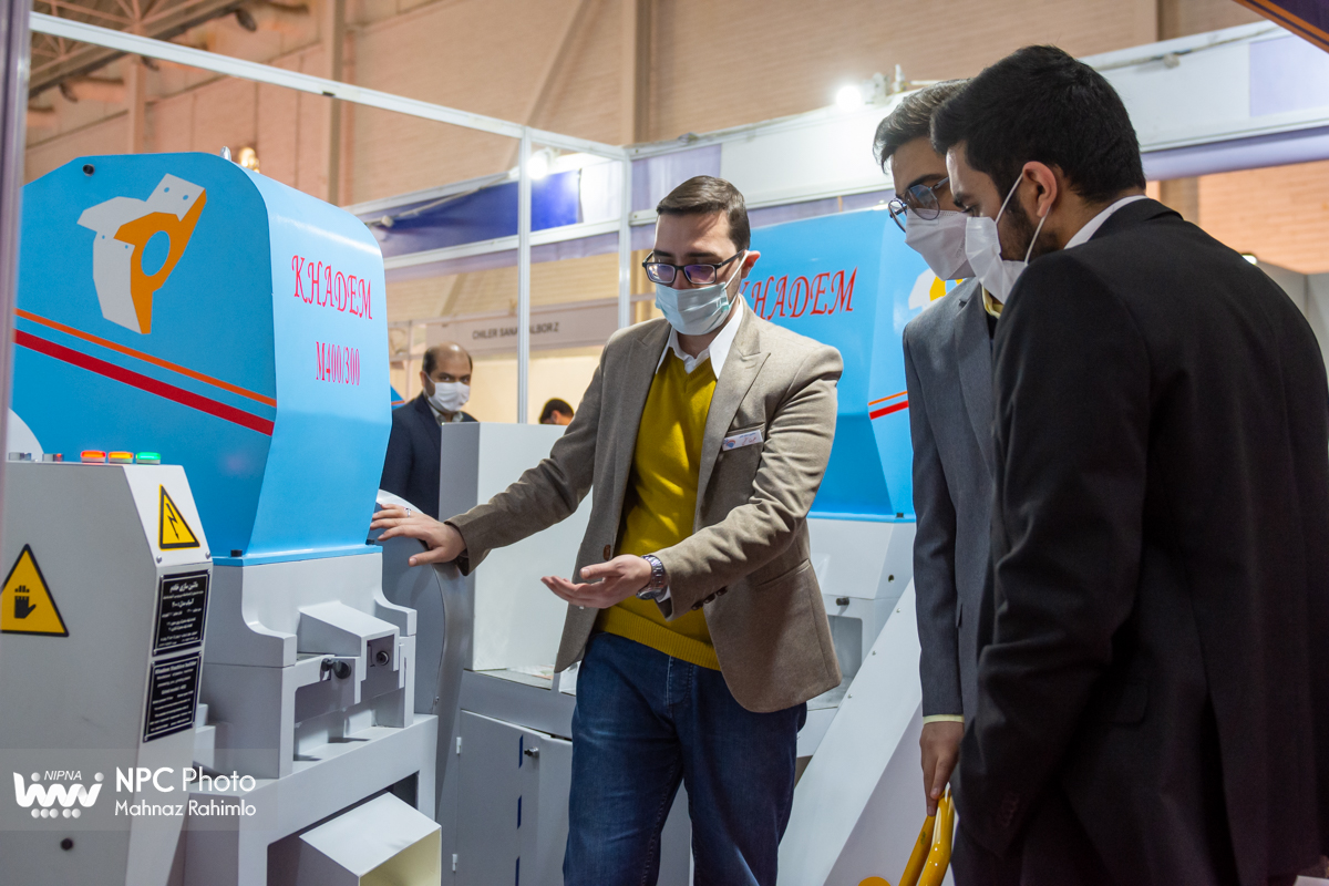 سالن 35 در چهارمین روز از پانزدهمین نمایشگاه بین المللی ایران پلاست 14