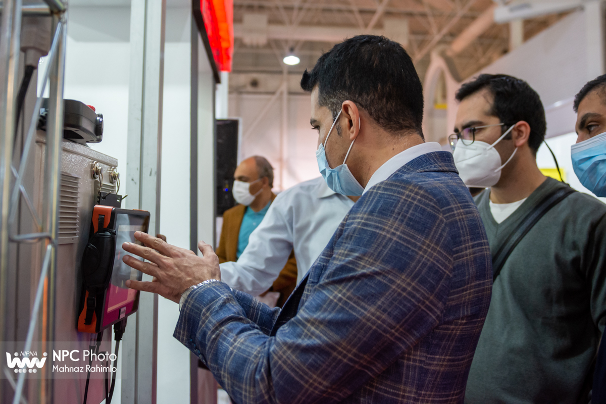 سالن 35 در چهارمین روز از پانزدهمین نمایشگاه بین المللی ایران پلاست 17