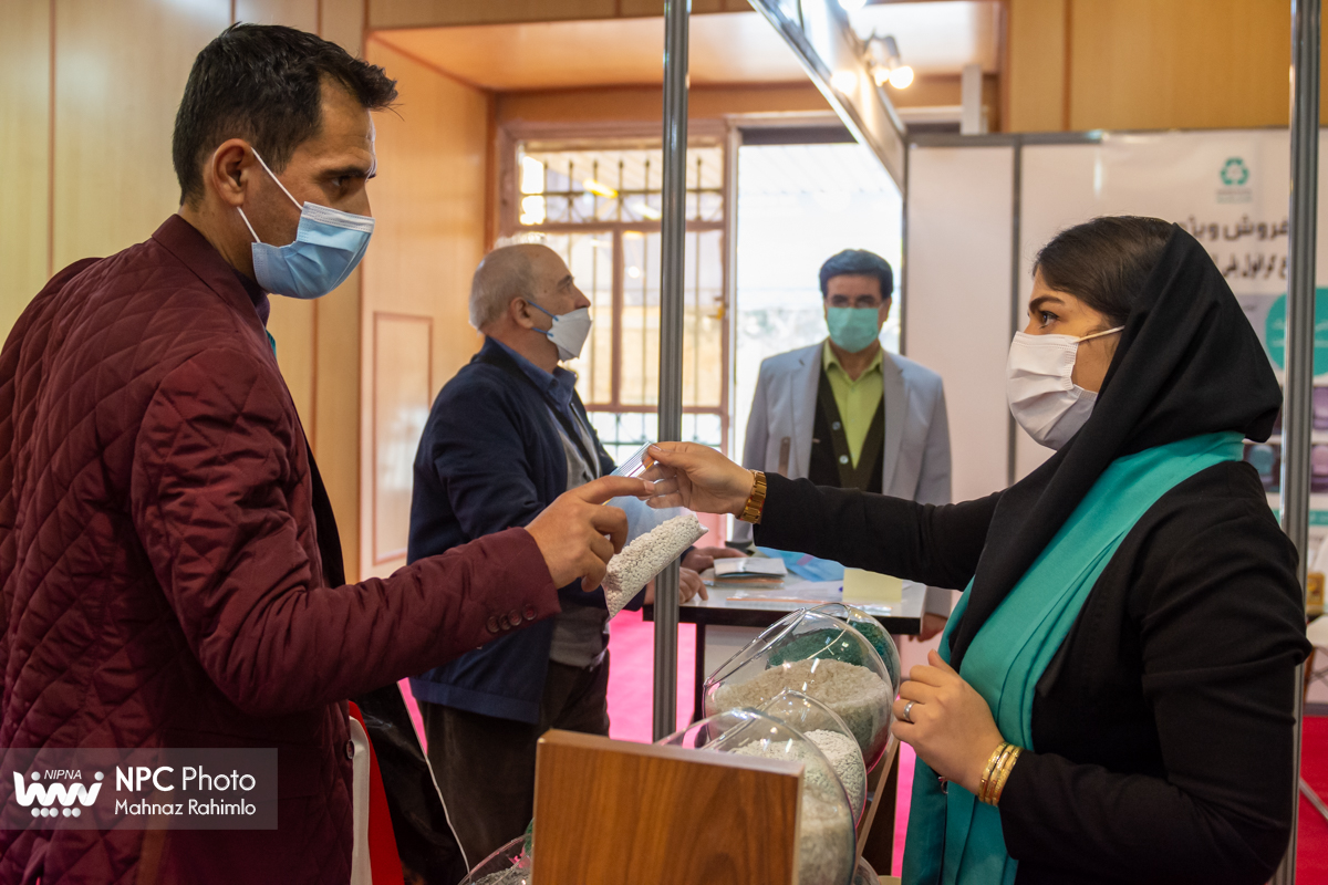 سالن 43 در چهارمین روز از پانزدهمین نمایشگاه بین المللی ایران پلاست 5