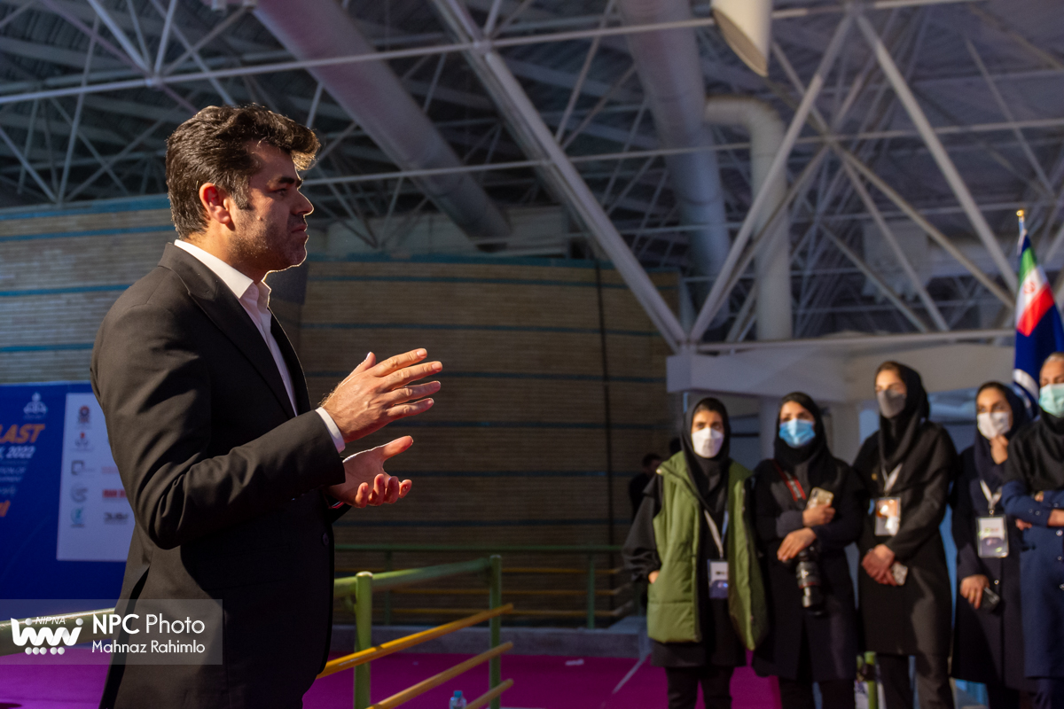 تقدیر و تشکر مدیر نمایشگاه بین‌المللی ایران‌پلاست از تیم اجرایی در پانزدهمین نمایشگاه بین المللی ایران پلاست 4