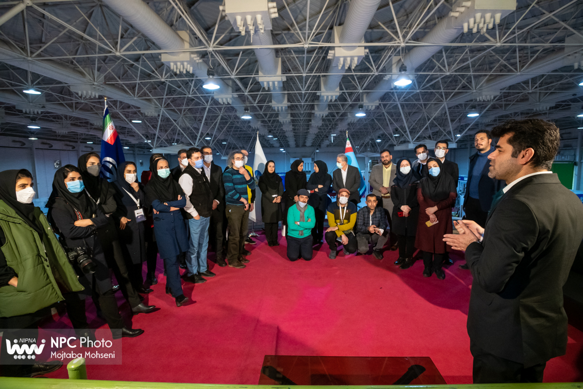 تقدیر و تشکر مدیر نمایشگاه بین‌المللی ایران‌پلاست از تیم اجرایی در پانزدهمین نمایشگاه بین المللی ایران پلاست 8