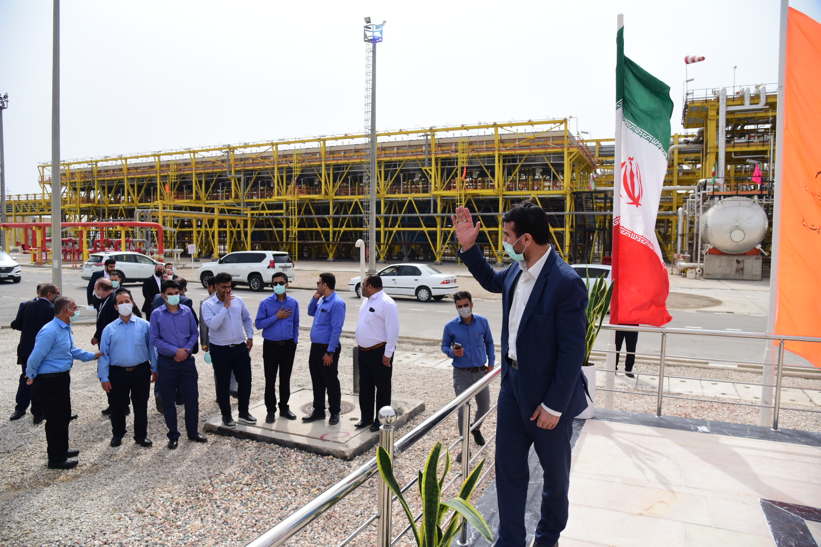 : آیین بهره‌برداری از تأسیسات و مخازن ذخیره‌سازی و اسکله شرکت پالایش گاز بیدبلند خلیج فارس و 91 نشست شورای راهبردی منطقه ویژه اقتصادی پتروشیمی ماهشهر 5