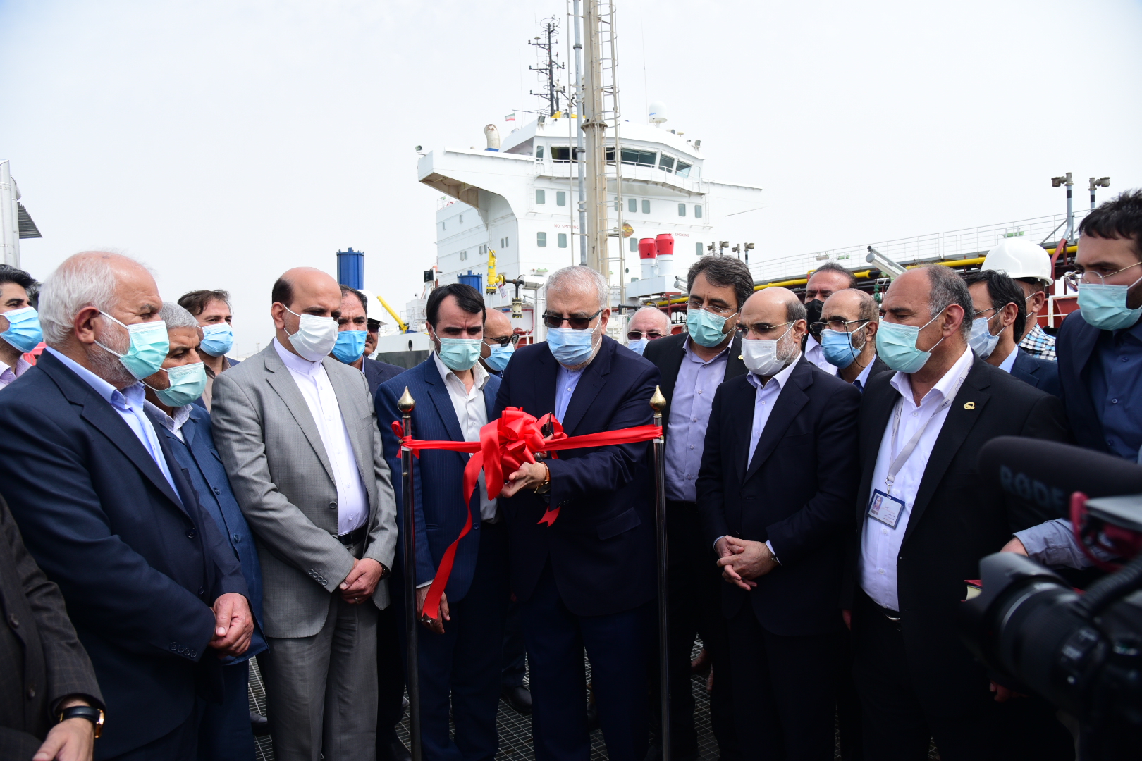 : آیین بهره‌برداری از تأسیسات و مخازن ذخیره‌سازی و اسکله شرکت پالایش گاز بیدبلند خلیج فارس و 91 نشست شورای راهبردی منطقه ویژه اقتصادی پتروشیمی ماهشهر 6