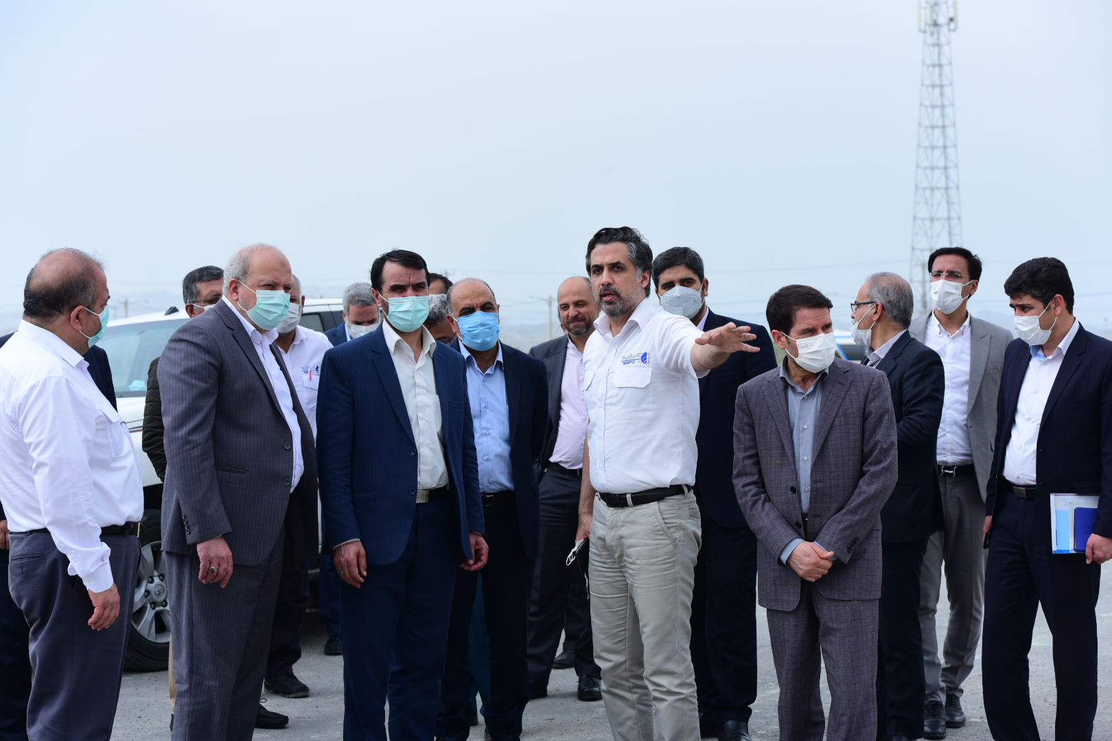 معاون وزیر نفت و مدیرعامل شرکت ملی صنایع پتروشیمی با سفر به چابهار از شهرک پتروشیمی مکران بازدید کرد 3