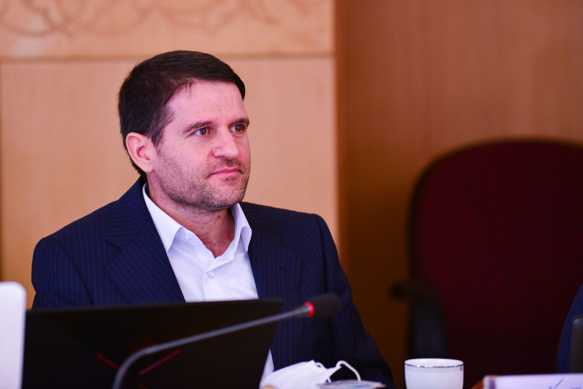 نشست هم اندیشی مدیران عامل هلدینگ های پتروشیمی با مدیران ارشد صنعت نفت به میزبانی شرکت ملی صنایع پتروشیمی 9