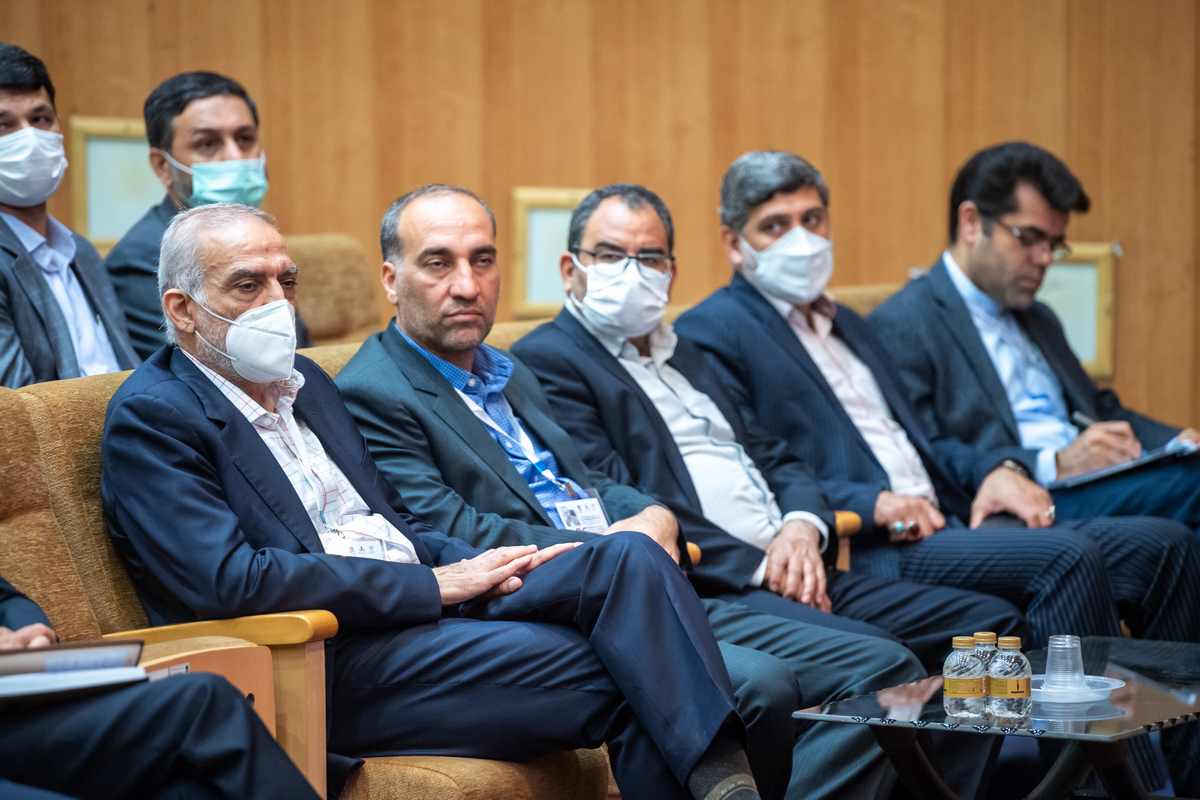 نشست خبری معاون وزیر نفت و مدیر عامل شرکت ملی صنایع پتروشیمی در بیست و ششمین نمایشگاه بین المللی صنعت نفت 16