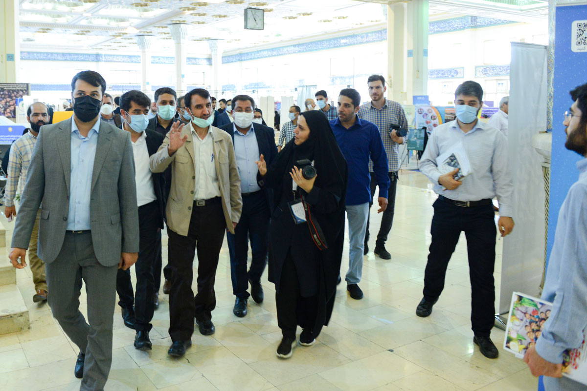 نمایشگاه هم افزایی مدیریت ایران در 1401  12