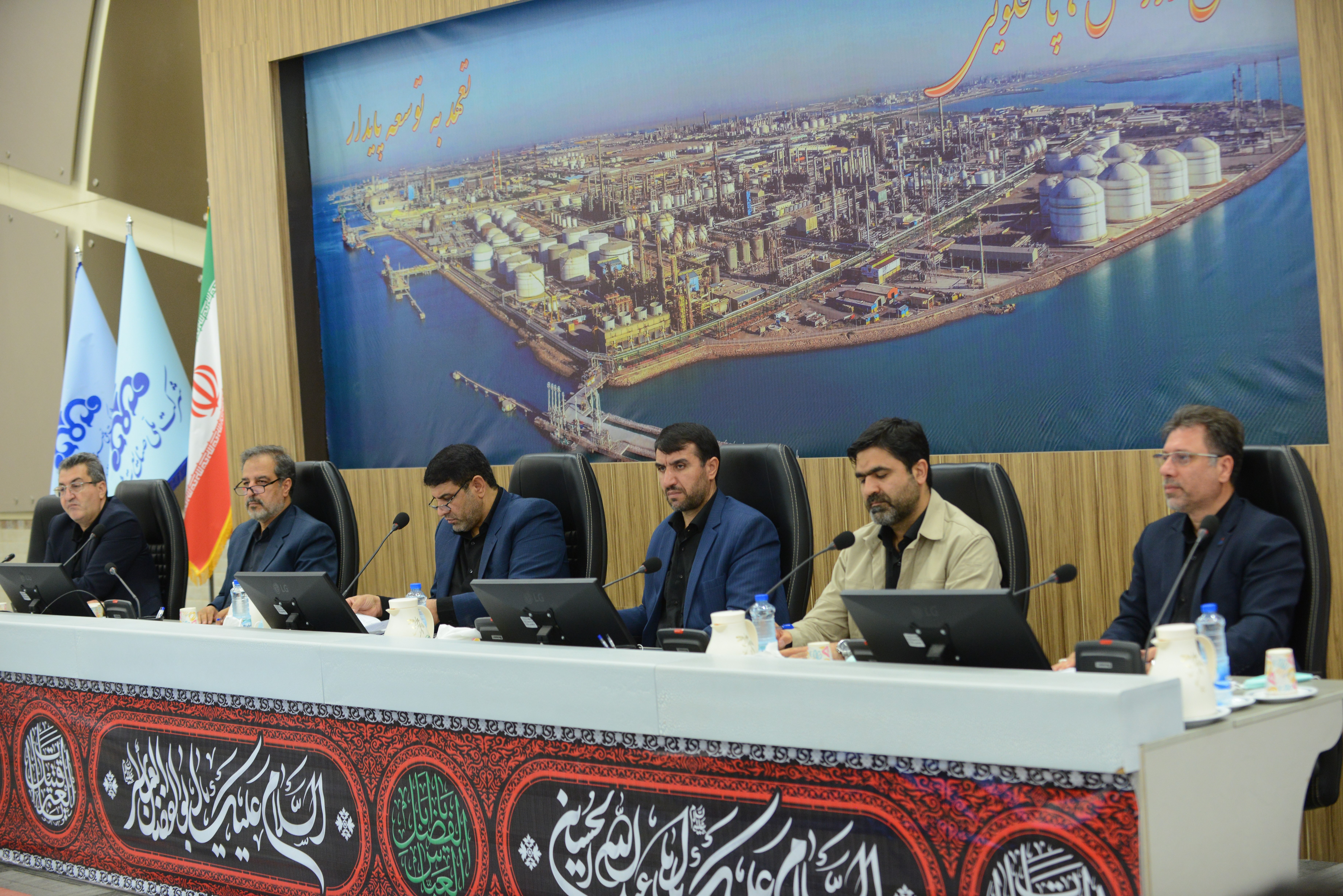 نشست مدیران مجتمع ها و طرح های پتروشیمی ماهشهر با حضور مرتضی شاهمیرزایی