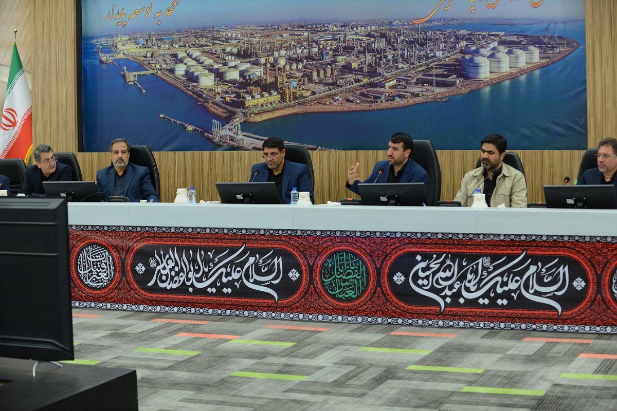 بازدید معاون وزیر نفت و مدیر عامل شرکت ملی صنایع پتروشیمی از منطقه ویژه اقتصادی پتروشیمی و پتروشیمی گچساران/مرداد1401