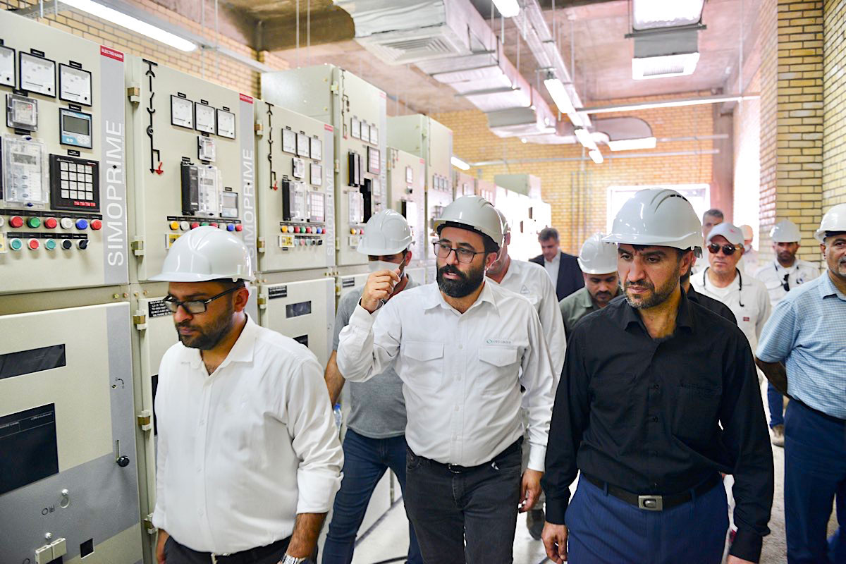 بازدید معاون وزیر نفت و مدیر عامل شرکت ملی صنایع پتروشیمی از منطقه ویژه اقتصادی پتروشیمی و پتروشیمی گچساران/مرداد1401