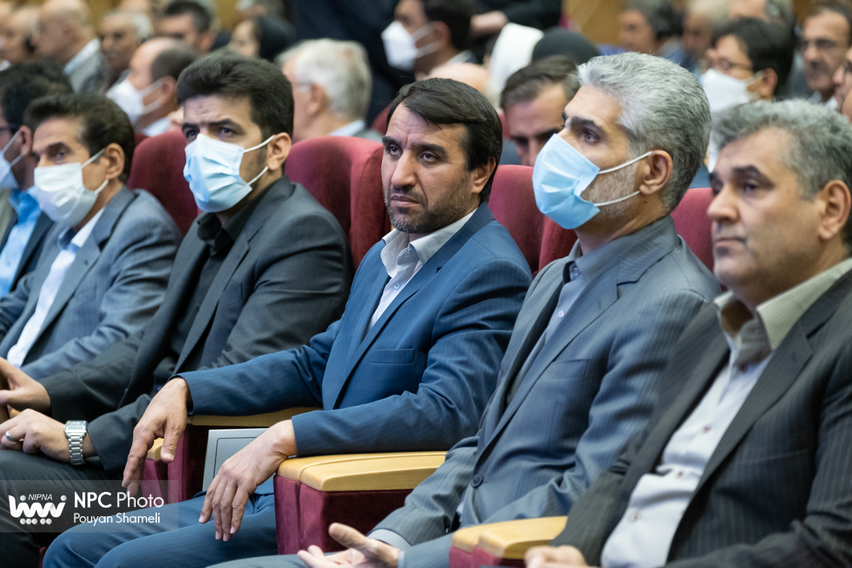 آیین گشایش شانزدهمین نمایشگاه بین‌المللی ایران‌پلاست (2) 4