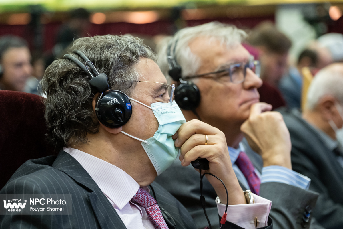 آیین گشایش شانزدهمین نمایشگاه بین‌المللی ایران‌پلاست (2) 6