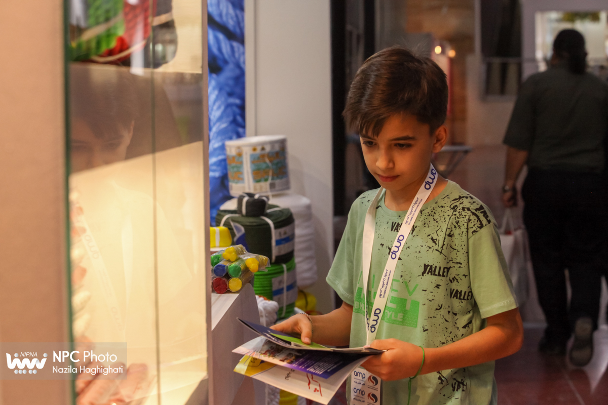 سالن 5 در اولین روز از شانزدهمین نمایشگاه بین المللی ایران پلاست 19