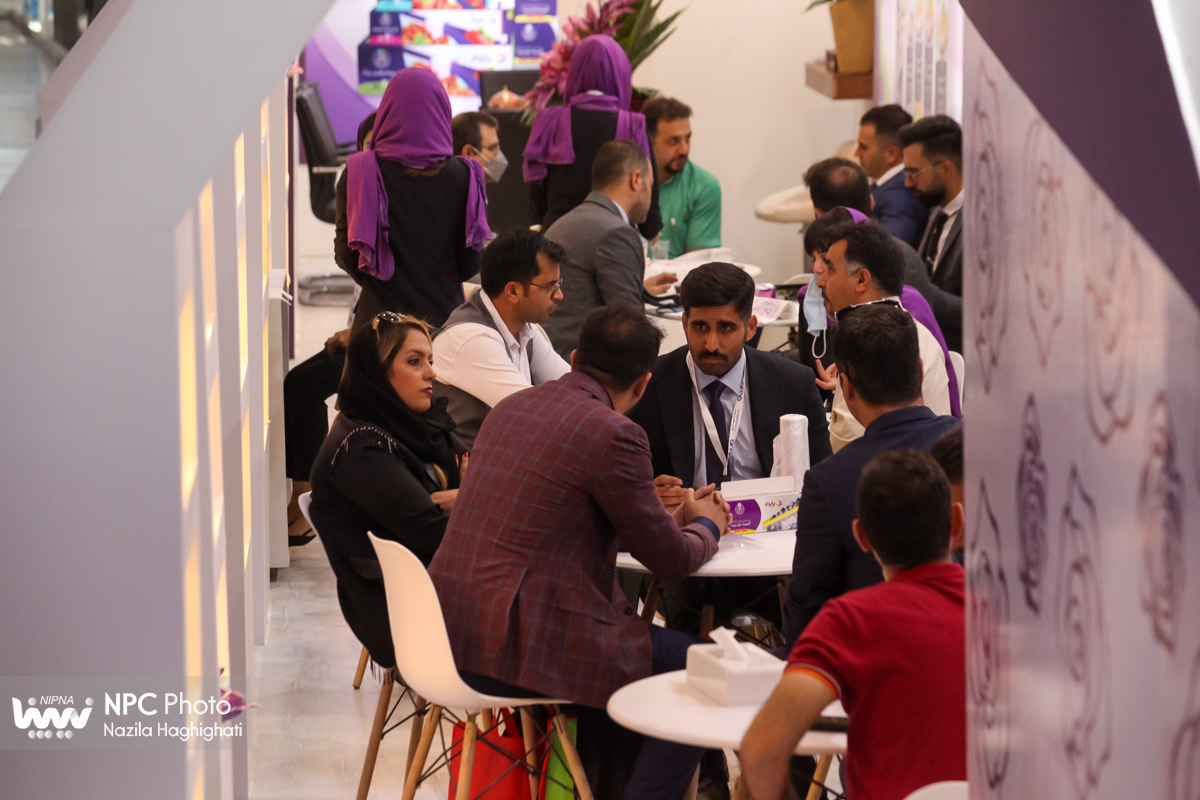 سالن 5 در اولین روز از شانزدهمین نمایشگاه بین المللی ایران پلاست 20