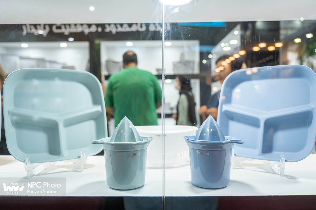 سالن 6 در اولین روز از شانزدهمین نمایشگاه بین المللی ایران پلاست 1