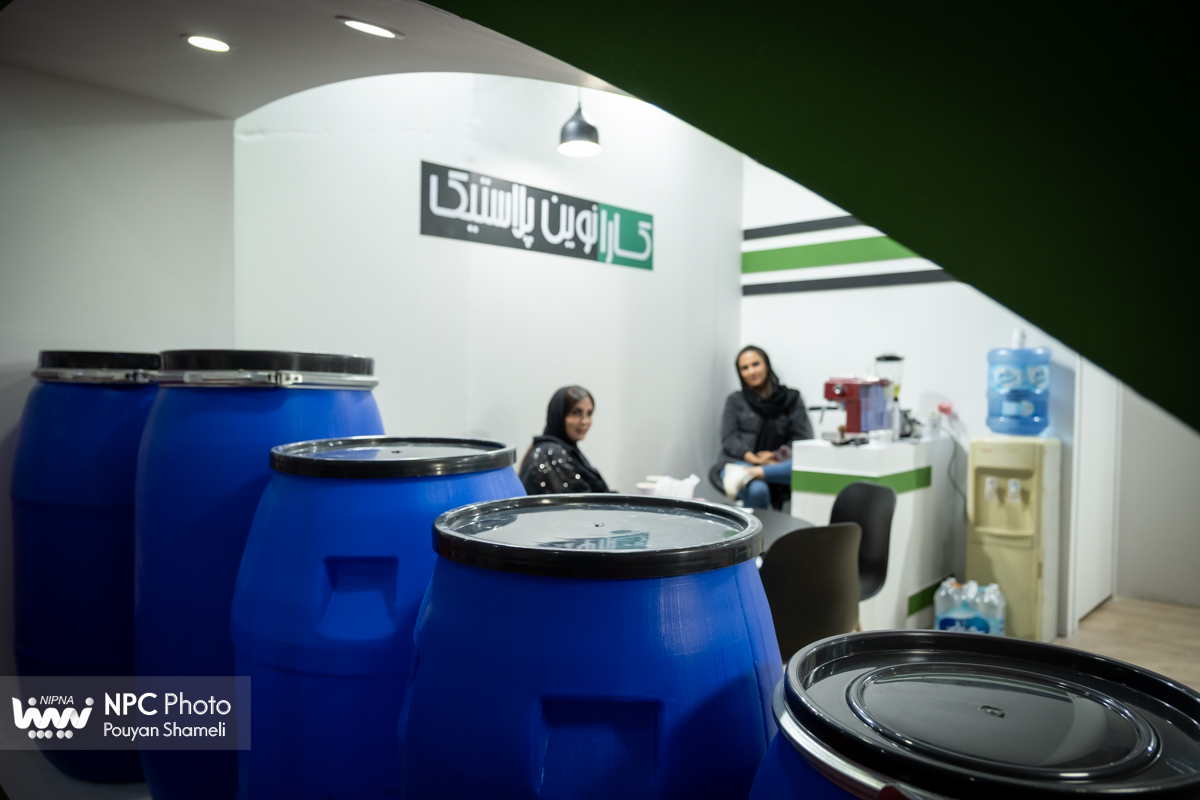 سالن 6 در اولین روز از شانزدهمین نمایشگاه بین المللی ایران پلاست 3