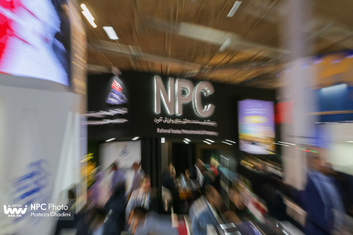 غرفه شرکت ملی صنایع پتروشیمی در اولین روز از شانزدهمین نمایشگاه بین المللی ایران پلاست 4