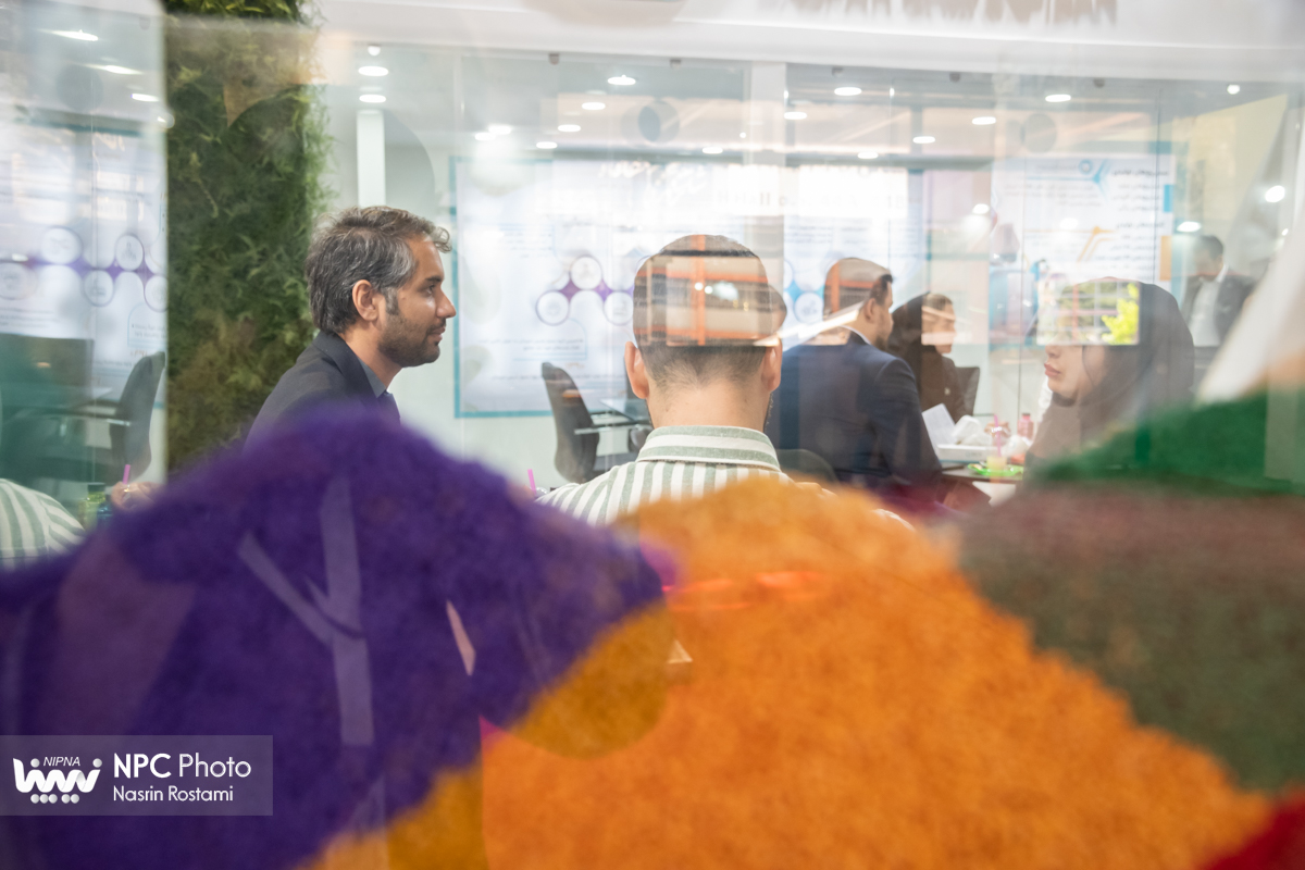 سالن 44A در اولین روز از شانزدهمین نمایشگاه بین المللی ایران پلاست 3