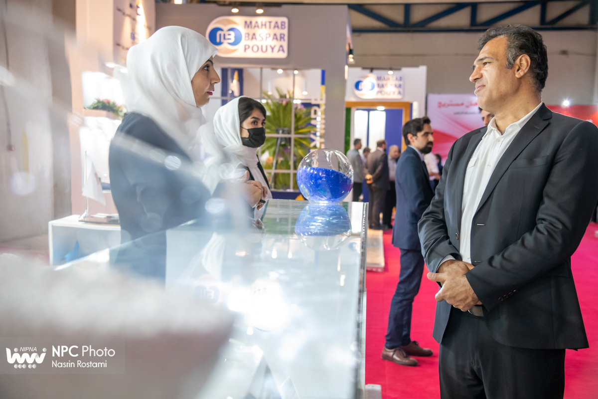 سالن 44A در اولین روز از شانزدهمین نمایشگاه بین المللی ایران پلاست 12