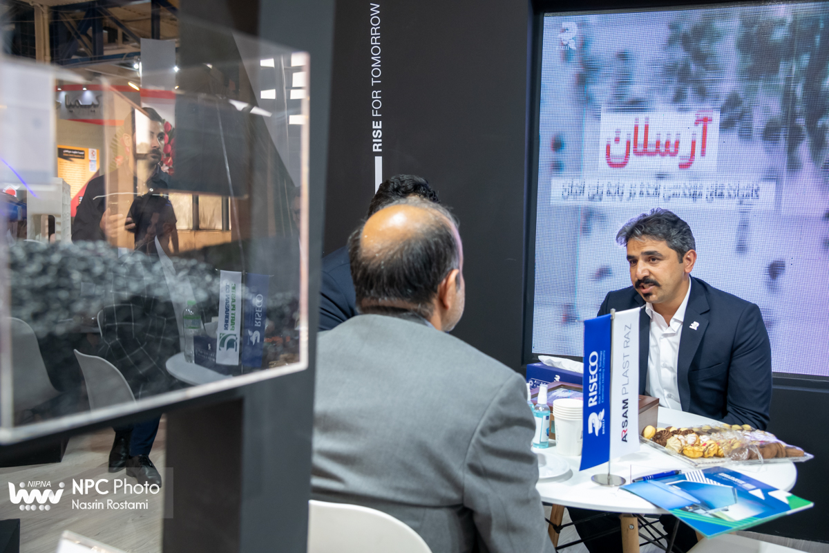 سالن 44A در اولین روز از شانزدهمین نمایشگاه بین المللی ایران پلاست 14