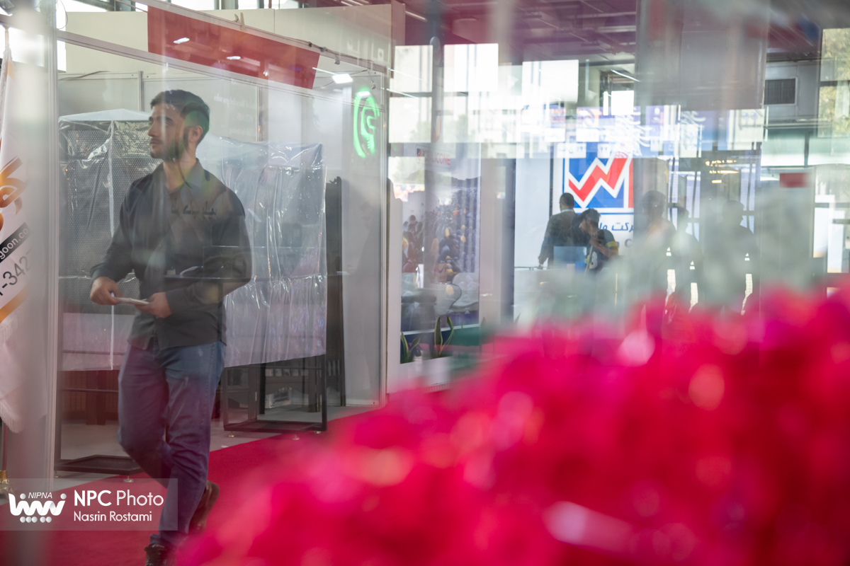 سالن 31A,B در اولین روز از شانزدهمین نمایشگاه بین المللی ایران پلاست 9