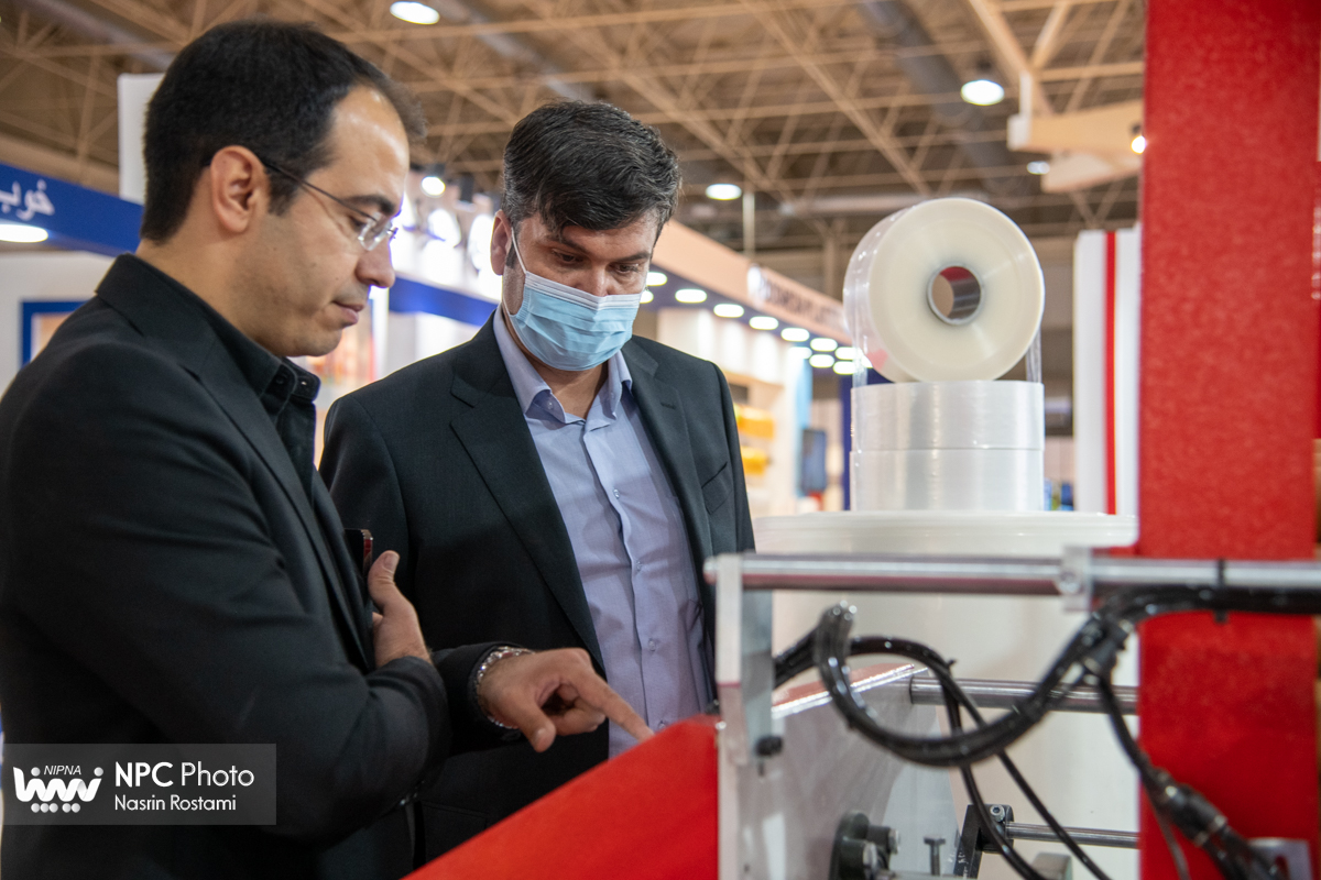 سالن 41A&B در دومین روز از شانزدهمین نمایشگاه بین المللی ایران پلاست 10