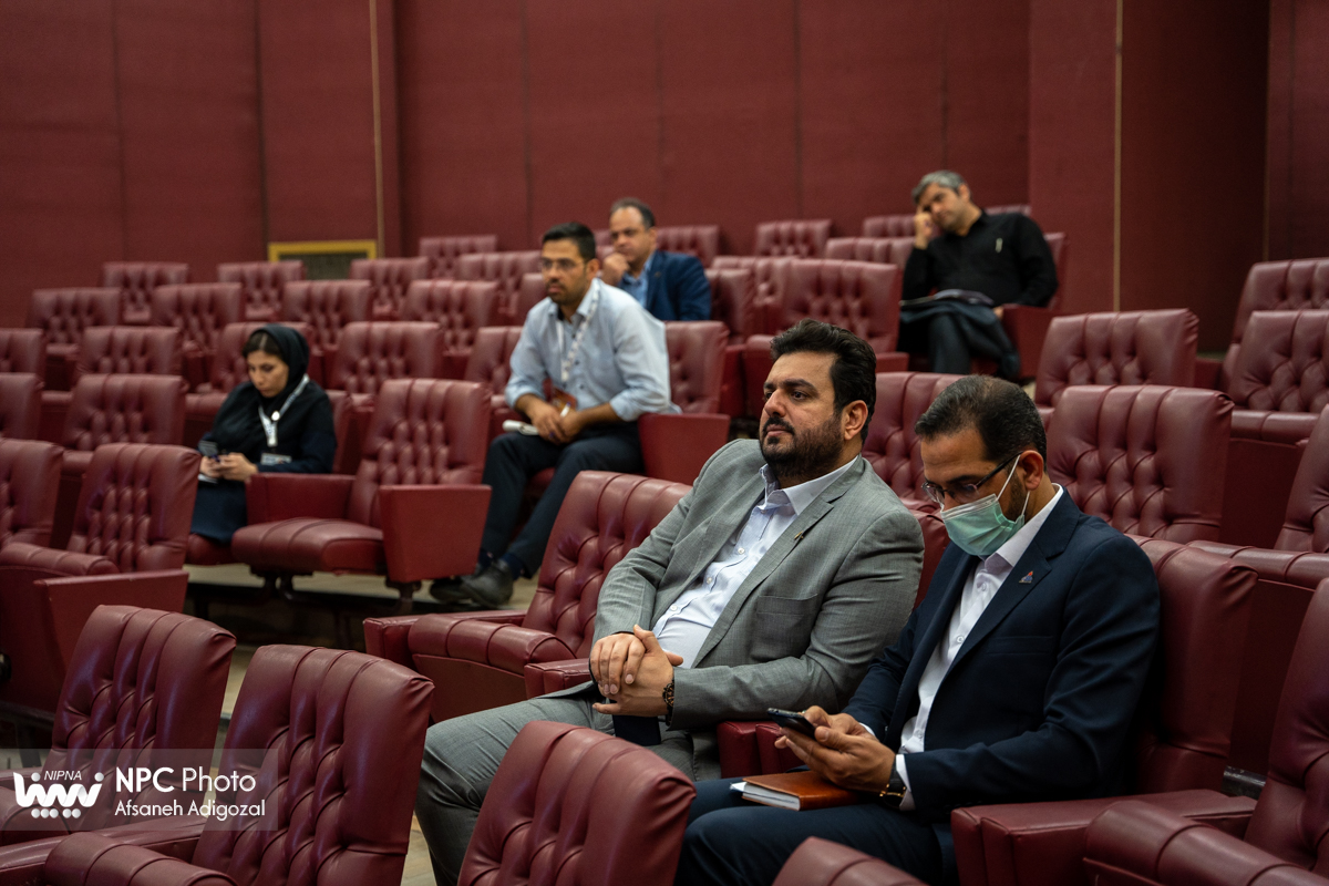 کارگاه آشنایی با ابزار تامین مالی گواهی اشتغال مواد 9