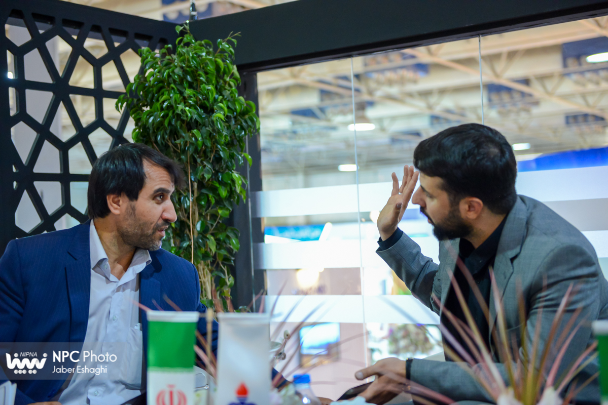 غرفه شرکت ملی صنایع پتروشیمی در دومین روز از شانزدهمین نمایشگاه بین المللی ایران پلاست 24