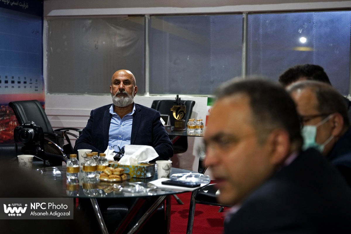 نشست مدیریت برنامه ریزی و توسعه با انجمن ها و تشکل های صنایع پایین دستی با هدف توسعه زنجیره ارزش محصولات پتروشیمی 14