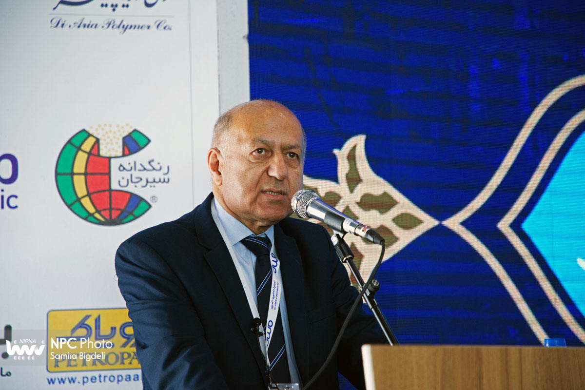 اولین نشست تجاری پتروشیمی در حاشیه شانزدهمین نمایشگاه بین المللی ایران پلاست 11