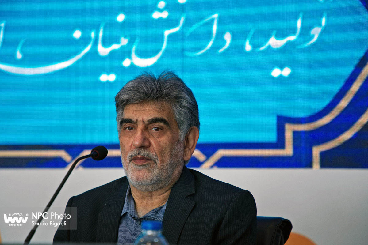 اولین نشست تجاری پتروشیمی در حاشیه شانزدهمین نمایشگاه بین المللی ایران پلاست 17