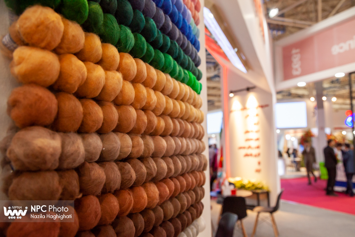 سالن 38 در سومین روز از شانزدهمین نمایشگاه بین المللی ایران پلاست (1) 15