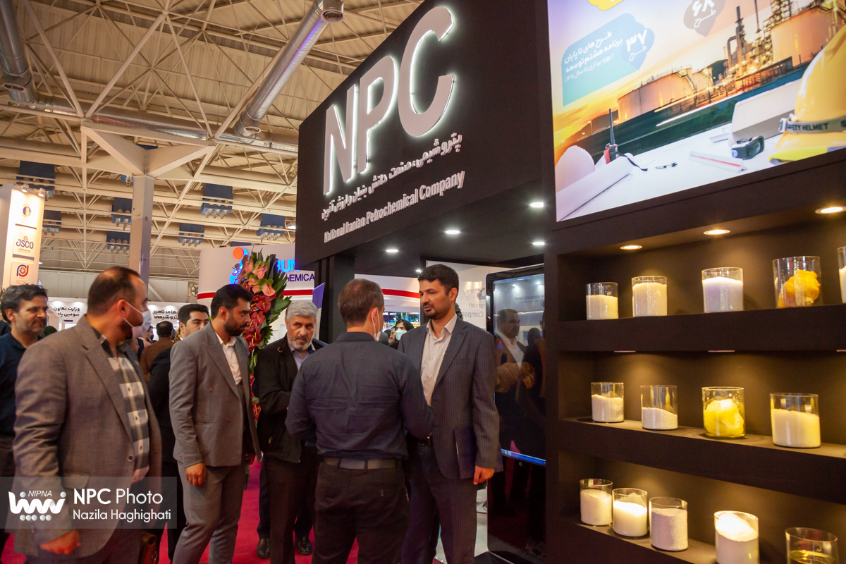 غرفه شرکت ملی صنایع پتروشیمی در سومین روز از شانزدهمین نمایشگاه بین المللی ایران پلاست 7