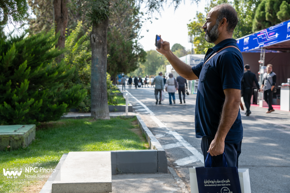 حاشیه های سومین روز از شانزدهمین نمایشگاه بین المللی ایران پلاست (1) 9