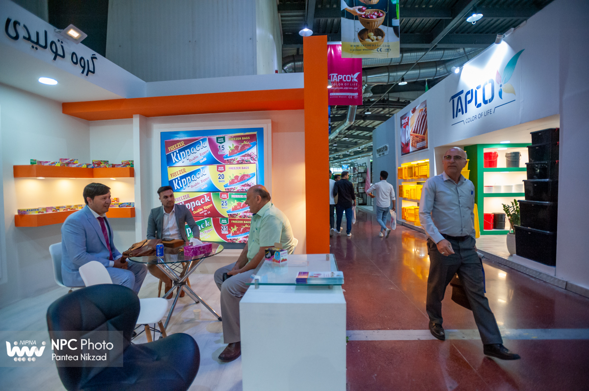 سالن 5 در سومین روز از شانزدهمین نمایشگاه بین المللی ایران پلاست  20