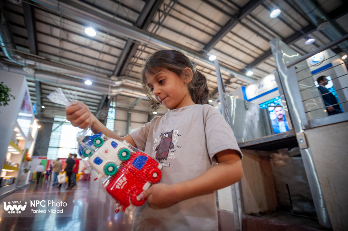 سالن 5 در سومین روز از شانزدهمین نمایشگاه بین المللی ایران پلاست  22