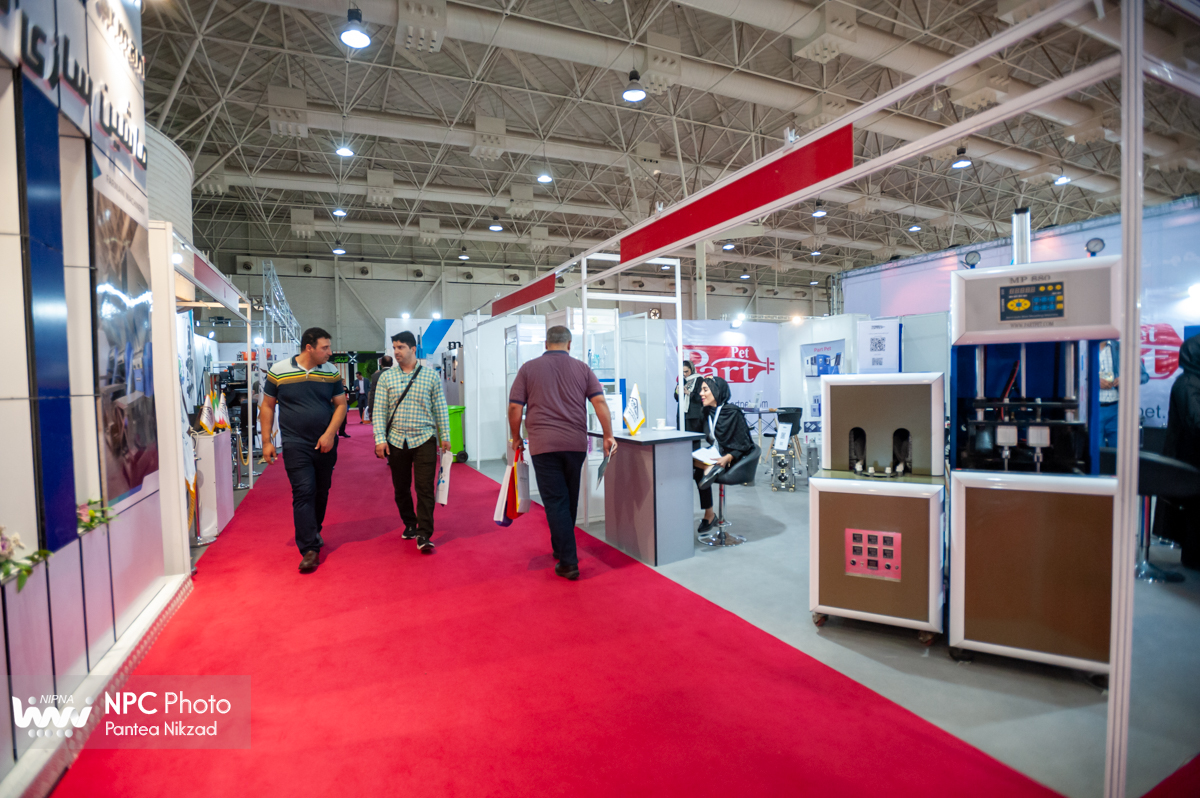 سالن 6 در سومین روز از شانزدهمین نمایشگاه بین المللی ایران پلاست  14