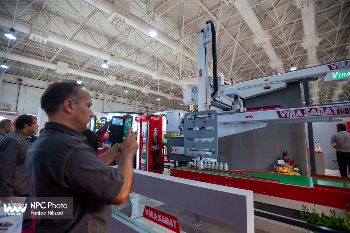 سالن 6 در سومین روز از شانزدهمین نمایشگاه بین المللی ایران پلاست  22