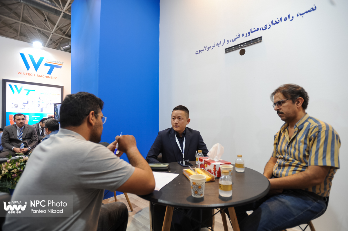 سالن 38A در سومین روز از شانزدهمین نمایشگاه بین المللی ایران پلاست  (1) 17