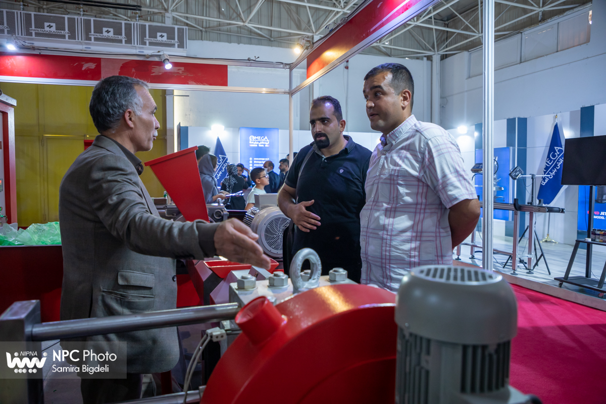 سالن 38A در سومین روز از شانزدهمین نمایشگاه بین المللی ایران پلاست  (2) 15