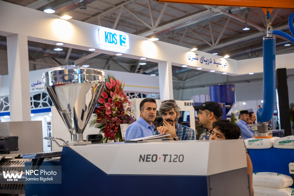 سالن 38B در سومین روز از شانزدهمین نمایشگاه بین المللی ایران پلاست   12