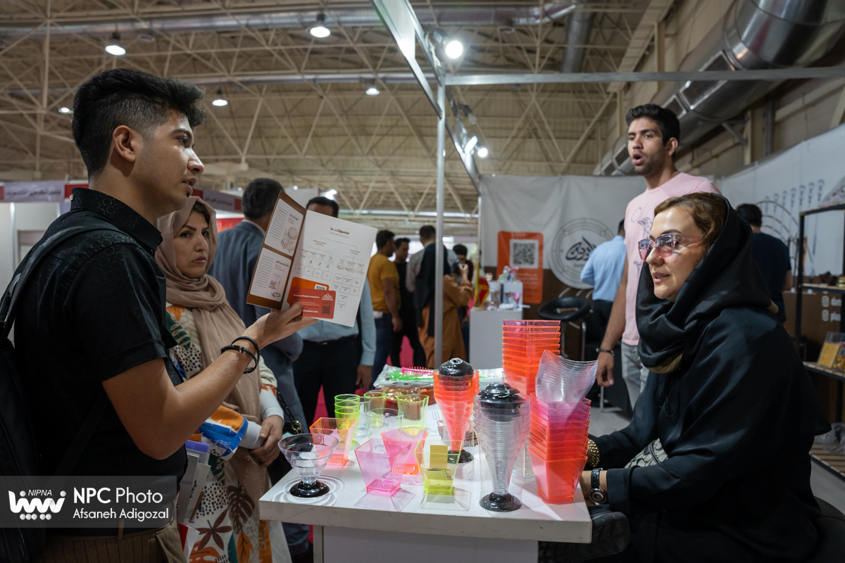 سالن 41A&B در سومین روز از شانزدهمین نمایشگاه بین المللی ایران پلاست   31