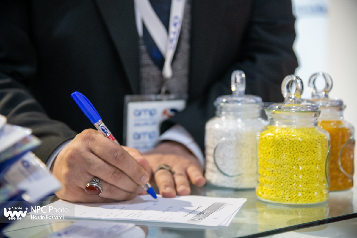 سالن خلیج فارس در سومین روز از شانزدهمین نمایشگاه بین المللی ایران پلاست   7