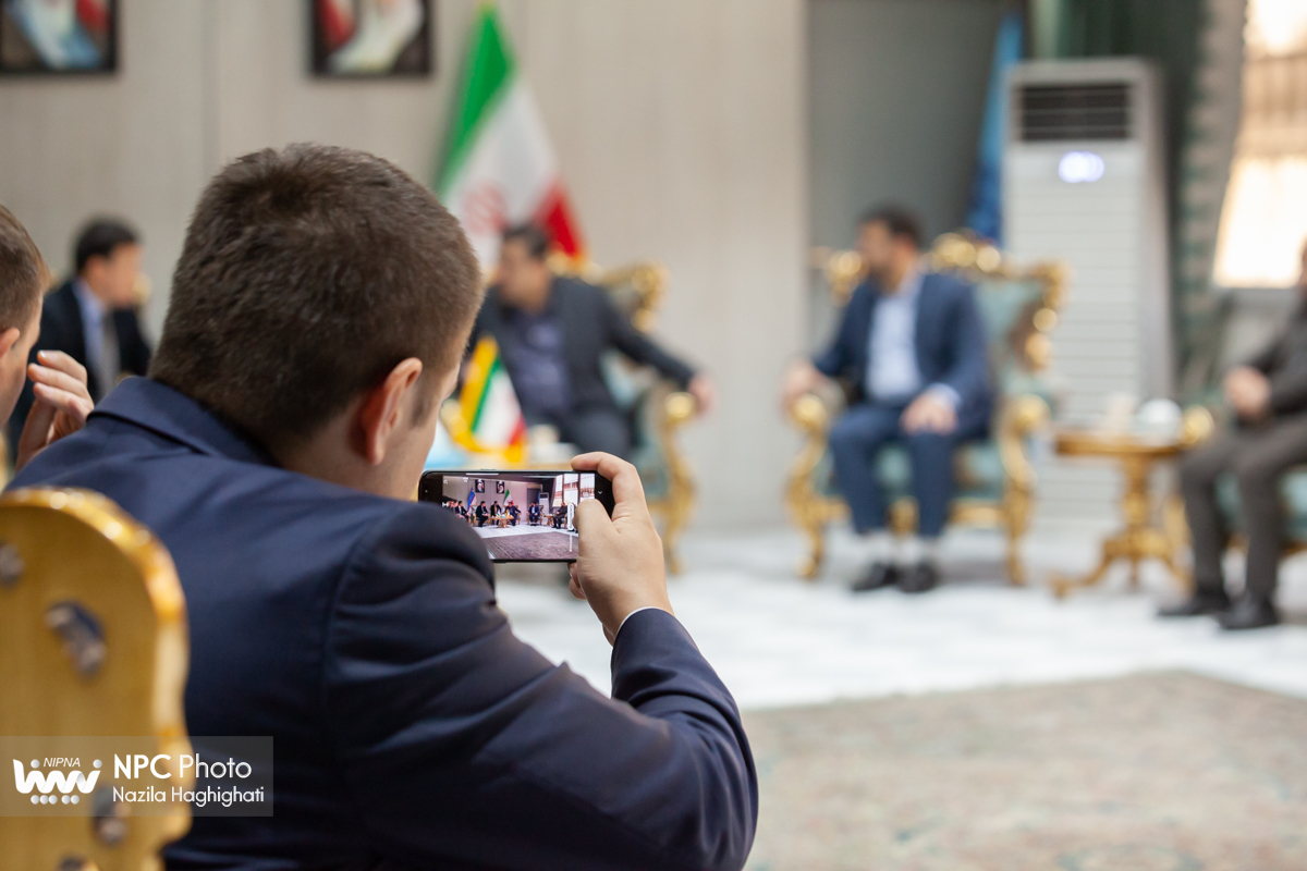 معرفی دست آورد هاس صنعت پتروشیمی به هئیت انرژی ازبکستان در حاشیه شانزدهمین نمایشگاه بین المللی ایران پلاست 9